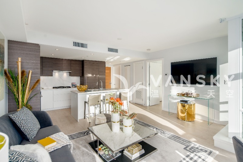 221115181523_rson Rd - 6888 1502 Richmond - The One Staging - revisit - 5.jpg